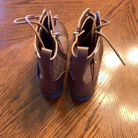 Bebe laced up strap boots - Picture 3 of 9